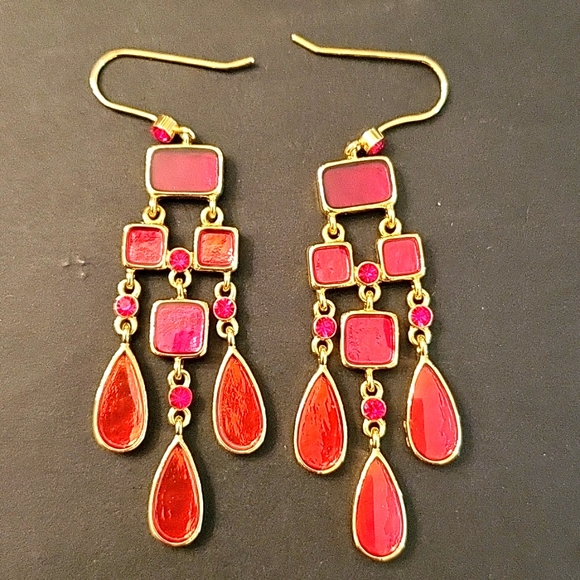 le chateau Jewelry - NEW Chandelier Earrings, Red & Gold, Enamel & Crystals, Le Chateau
